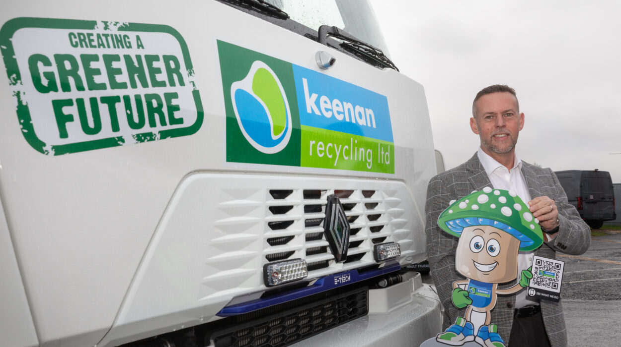 Keenan Recycling-truck and Grant-Keenan in Scotland - digital-food-waste-tracking